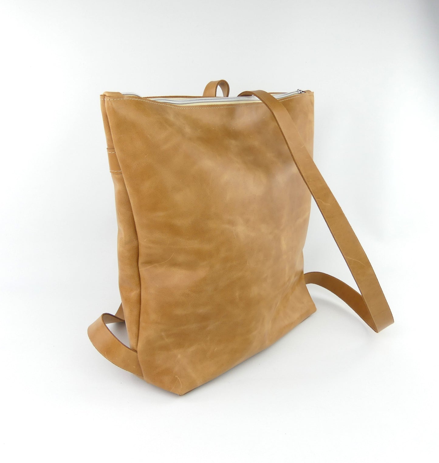 Lederrucksack "RUNA"